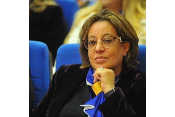 الدكتورة سميرة حاج جيلاني / رئيس لجنة الثقافة والفنون / الجزائر Dr. Samira Haj Jilani / Chairman of the Committee of Culture and Arts / Algeria